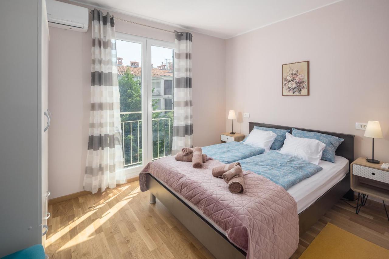 Apartment Bellavista With Amazing View Poreč Buitenkant foto